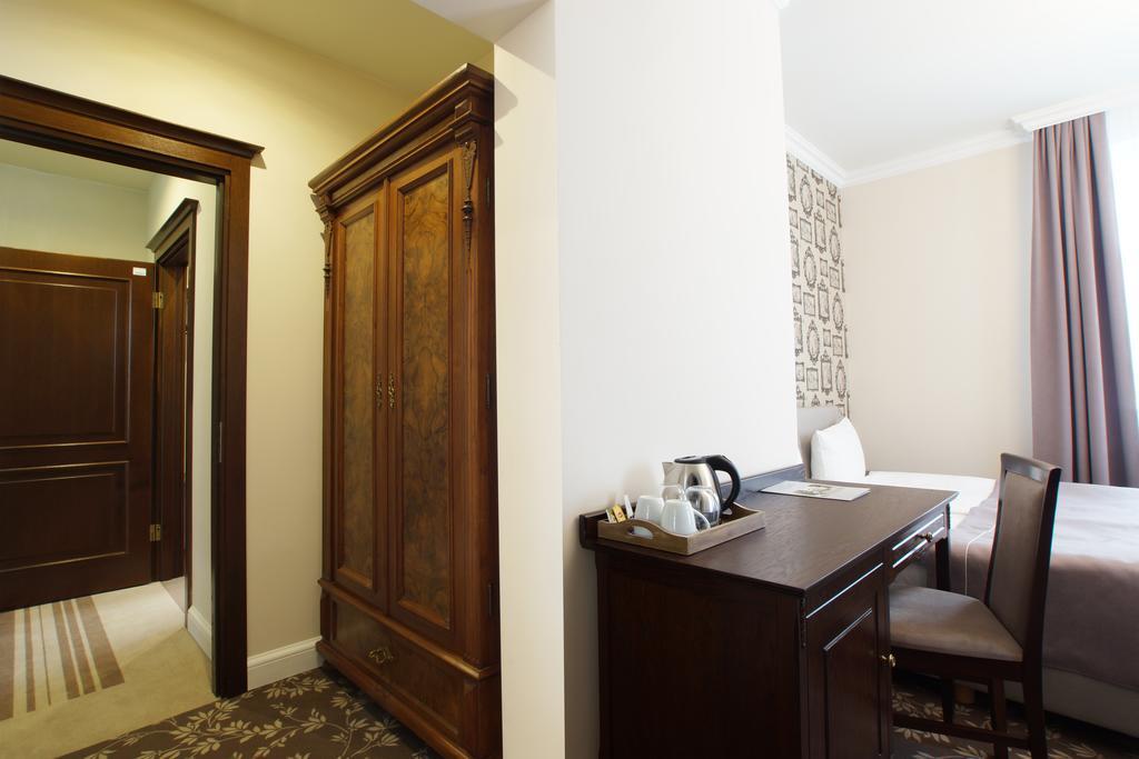 Villa La Pierre Strzegom Room photo